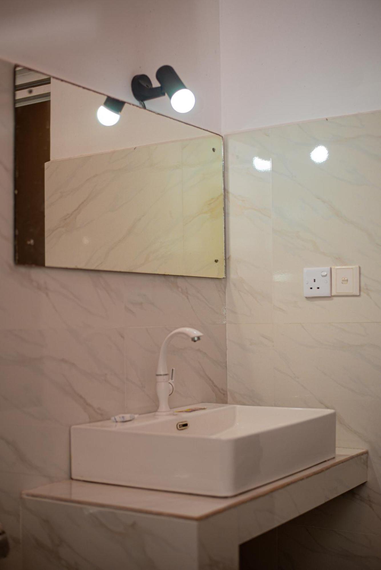 Sundowners Guesthouse ヒッカドゥワ 部屋 写真